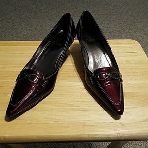 Circa Joan and David wine patent shoe